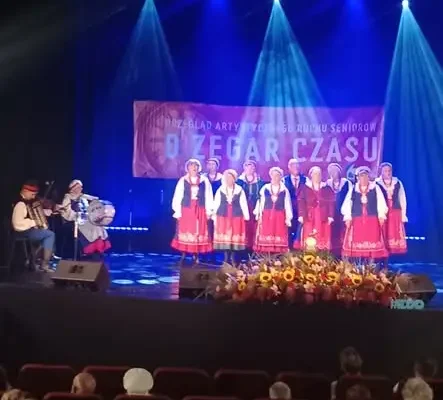 Zespół „Spod Strzechy” na 46. Przeglądzie Artystycznego Ruchu Seniorów w Aleksandrowie Kujawskim