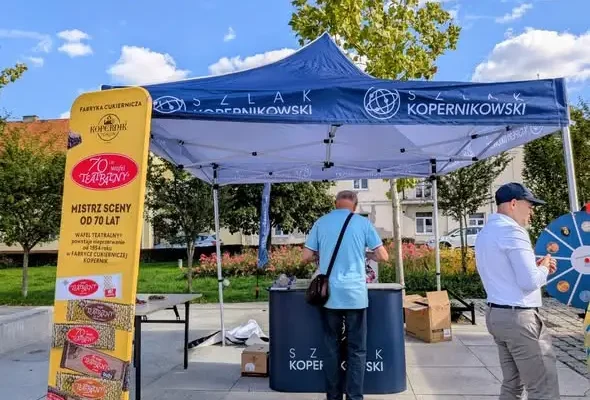 Kosmiczny piknik na Starym Rynku we Włocławku – trwa do 18:00