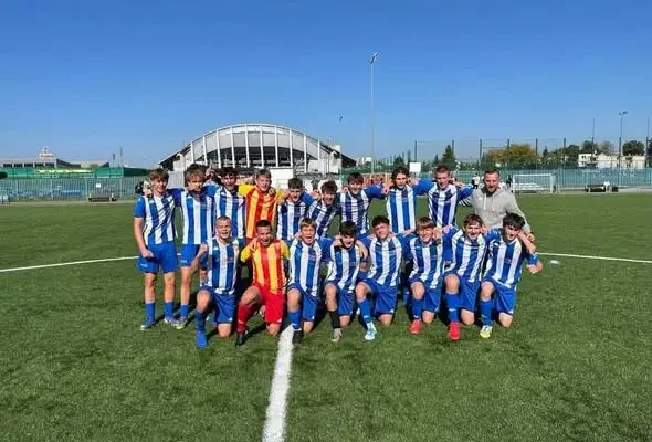 GKS Fabianki podsumowuje weekend: pięć goli seniorów i kontuzja trampkarza