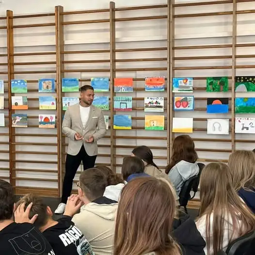 Poczucie własnej wartości tematem spotkania z uczniami w Lubieniu Kujawskim