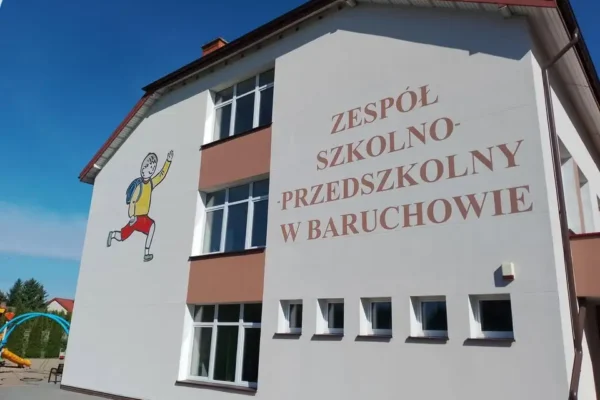 Baruchowo: dyrektor szkoły uspokaja rodziców po 94 zgłoszeniach o zagrożeniach w regionie