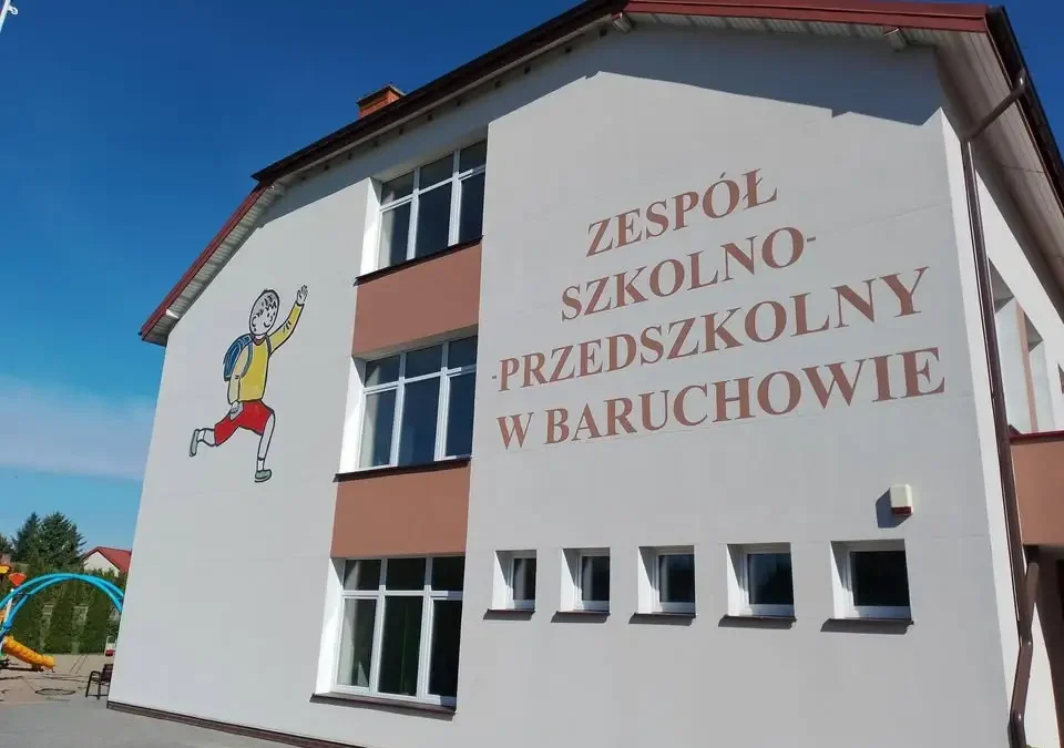 Baruchowo: dyrektor szkoły uspokaja rodziców po 94 zgłoszeniach o zagrożeniach w regionie