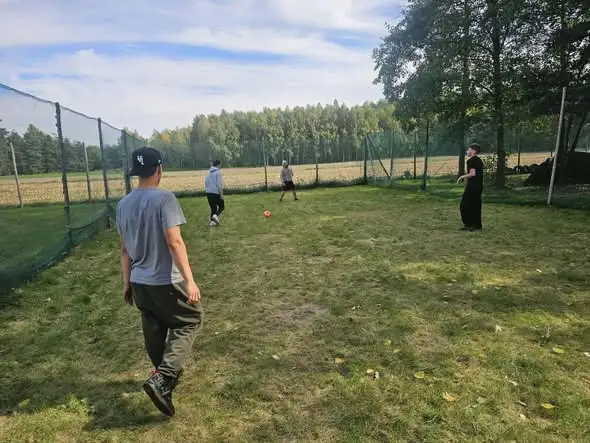 Integracyjny wyjazd na paintball uczniów z Chocenia