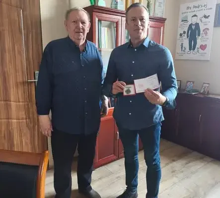 Dyrektor ZSCKR w Kowalu uhonorowany medalem „Zasłużony dla OSP Kowal”