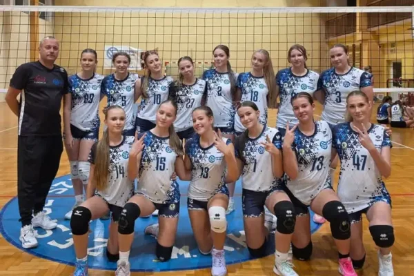 Siatkarki UKS 4 Włocławek wygrywają z Stalą Grudziądz 3:1 w lidze juniorek