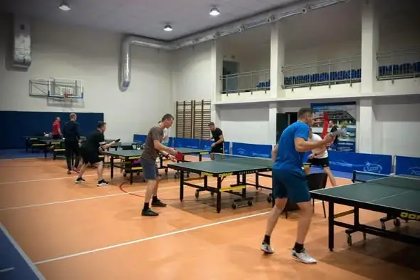 Strażacy z Włocławka na podium wojewódzkich zawodów w tenisie stołowym