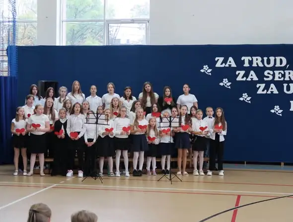 Dzień Edukacji Narodowej w naszej szkole – podziękowania i wyjątkowa akademia