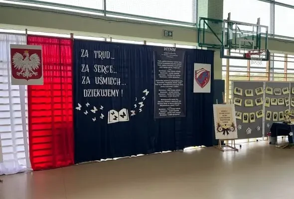 Dzień Edukacji Narodowej w Boniewie – stypendia dla najlepszych uczniów