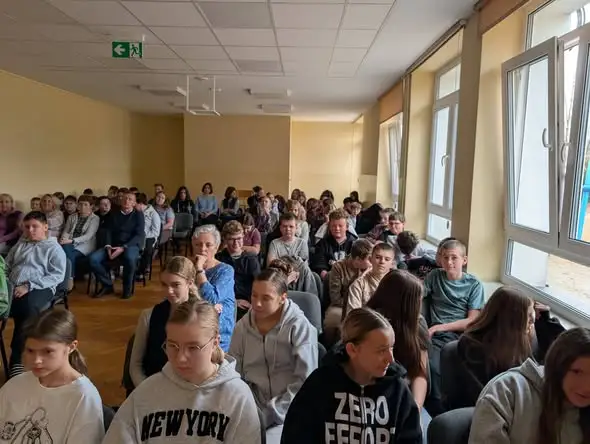 Uczniowie z Baruchowa przekonują: ruch to zdrowie – debata w ramach edukacji zdrowotnej