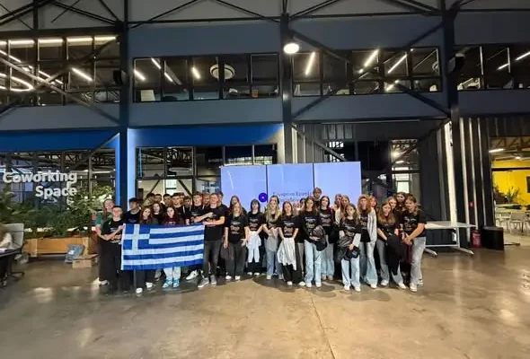 Uczniowie z Izbicy Kujawskiej odkrywają AI w Grecji – Erasmus+ w Larisie