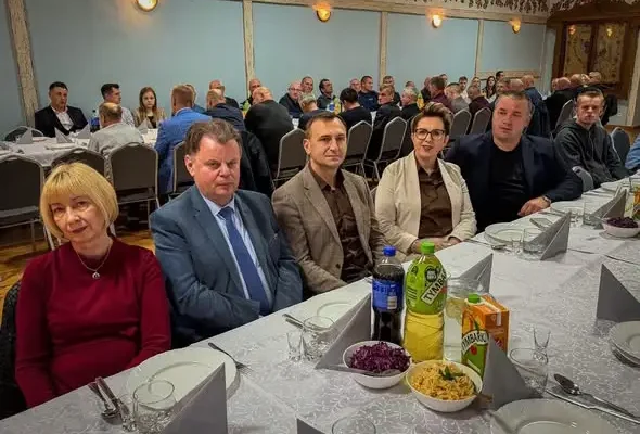 Zakończenie sezonu lotowego gołębi pocztowych w Rakutowie