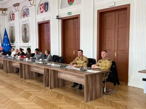 Włocławek: samorządowcy i strażacy o ochronie ludności i eLegitymacjach OSP