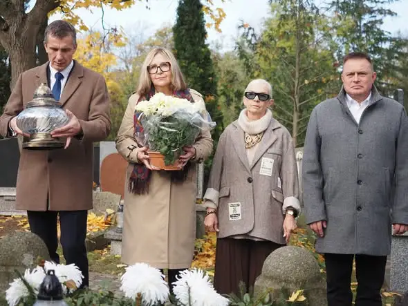 Włocławek: Władze miasta uczciły pamięć zasłużonych mieszkańców