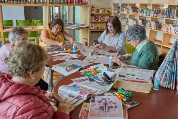 Biblioterapia dla seniorów w Fabiankach: nowe książki i historia Séraphine Louis